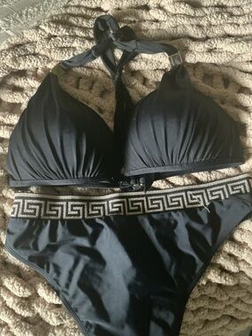 Source Unknown Black Bikini Set with Gold Trim